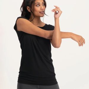 Yogamatters-Urban-Goddess-Asana-Yoga-Tee-Onyx-Black-High-quality-designer-yoga-clothing-at-discounted-prices-online-ja0