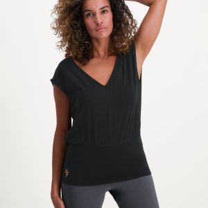 Yogamatters-Urban-Goddess-Mula-Yoga-Top-Urban-Black-High-quality-designer-yoga-clothing-at-discounted-prices-online-tp0