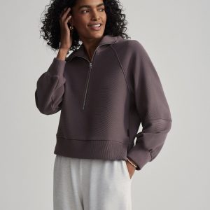 Yogamatters-Varley-Milano-Half-Zip-Sweat-Cocoa-Berry-High-quality-designer-yoga-clothing-at-discounted-prices-online-qc0