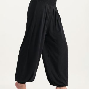 Yogamatters-Urban-Goddess-Jaya-Harem-Pants-Urban-Black-High-quality-designer-yoga-clothing-at-discounted-prices-online-xu0